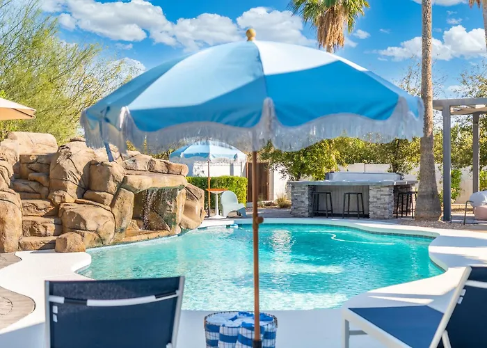 New Tropical Vibe By The Glam Homes Holiday home *